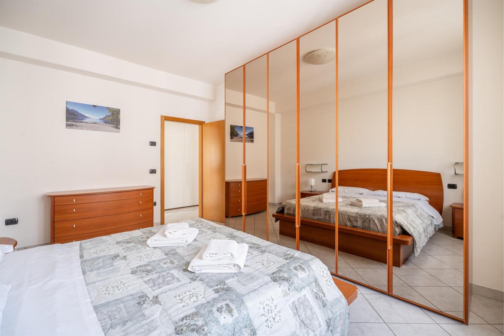 Appartamento Be & Being - Milena Riva del Garda Esterno foto